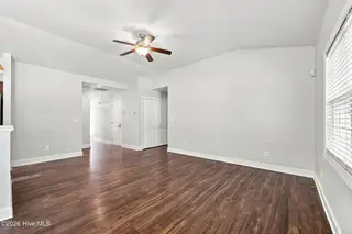 3154 Drew Avenue, New Bern, NC 28562 – photo 14: Living Area