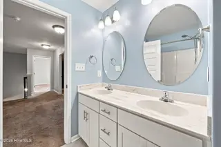 212 Independence Boulevard, Newport, NC 28570 – photo 10: main second floor bath