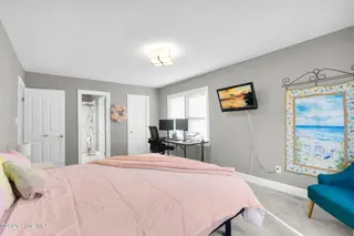 6102 Felucca Court, New Bern, NC 28560 – photo 18: 2 (2)