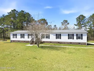 116 Aberdeen Lane, Jacksonville, NC 28540 – photo 2: Front