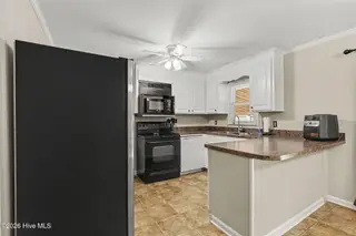 200 Paceville Road, Selma, NC 27576 – photo 8: 012_file_9067