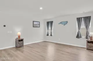 1053 Sharron Creek Drive, Shallotte, NC 28470 — 3-bedroom home in Sharron Creek Crossing, Shallotte, NC, photo 5 of 36: 1053 sharron crk dr-00008