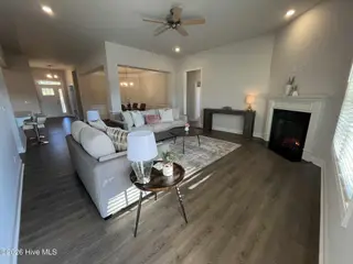 1132 Coral Reef Drive, New Bern, NC 28560 – photo 8: 2c7a4fdd-cf6d-4529-8419-13dbcfd8ce3b