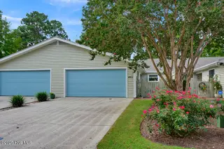 6012 Inland Greens Drive, Wilmington, NC 28405 – photo 3: Front