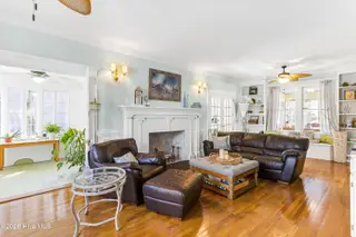 410 S 5th Avenue, Wilmington, NC 28401 – photo 9: 008_410_south_fifth_avenue-05_877