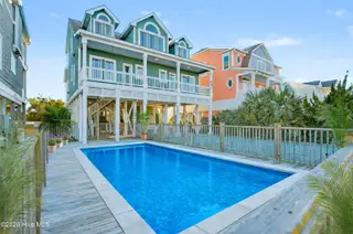 887 Ocean Boulevard W, Holden Beach, NC 28462 – photo 2: 2