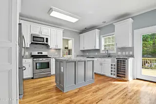 71 W South Shore Drive, Southport, NC 28461 — 3-bedroom home in Boiling Spring Lakes, Southport, NC, photo 20 of 47