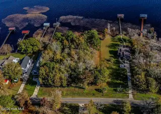137-140 137-140 Near 3461 Waccamaw Road S, Lake Waccamaw, NC 28450 – photo 2: IMG_0766