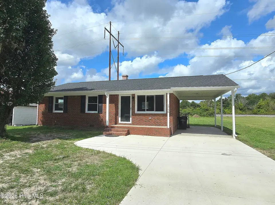 1716 Lexington Drive, Elizabeth City, NC 27909 — 3-bedroom home in Oxford Heights, Elizabeth City, NC, photo 1 of 1: Front Image_1716 Lexington
