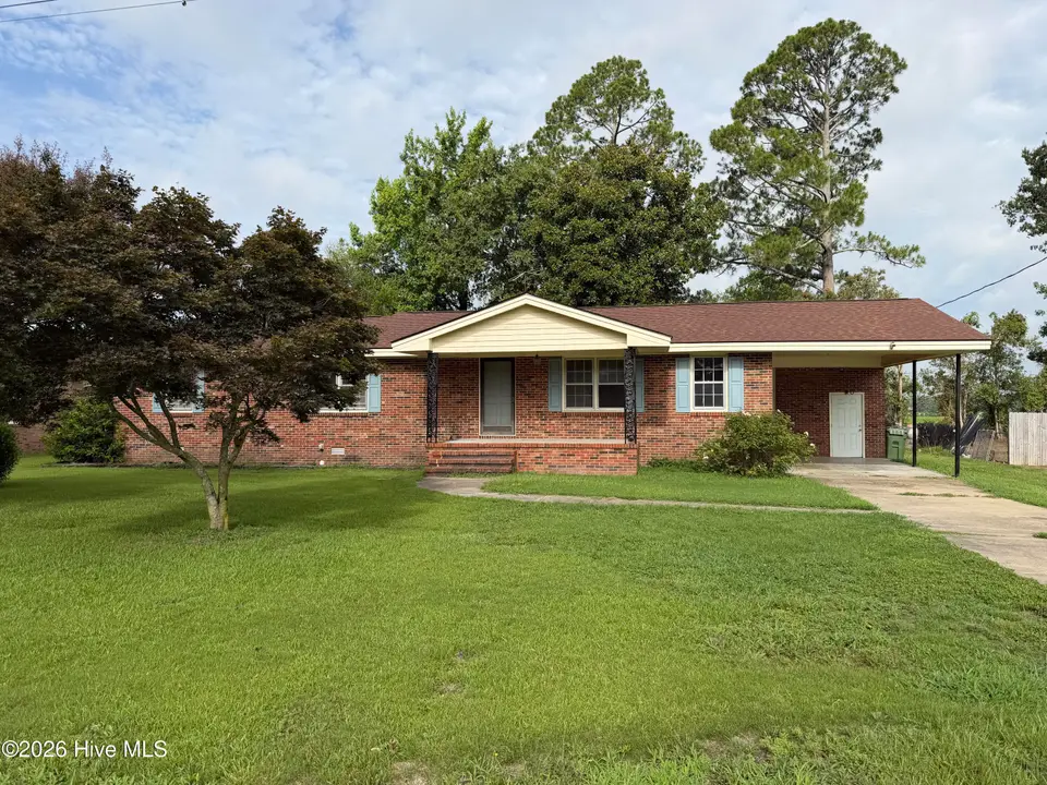 510 W Church Street, Pikeville, NC 27863 – photo 1 of 9: main