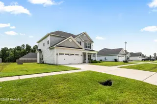 204 Moonstone Court, Jacksonville, NC 28546 – photo 2: 02