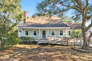 204 NE 36th Street, Oak Island, NC 28465 – photo 6: 04-kahunaphoto