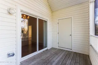 3802 River Front Place Unit 204, Wilmington, NC 28412 – photo 15: IMG_9135