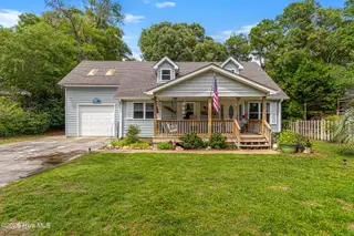 104 Elm Court, Pine Knoll Shores, NC 28512 – photo 2: Incredible home in Pine Knoll Shores