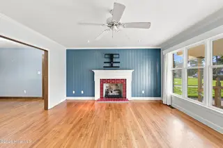 1622 Midgett Drive, Elizabeth City, NC 27909 – photo 4: Living area
