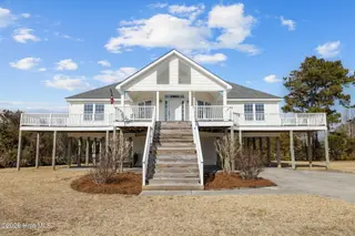 310 Joan Court, Beaufort, NC 28516 – photo 4: Huge Deck for Outdoor Views