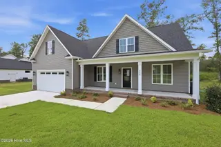 2428 Starling Lane, New Bern, NC 28562 – photo 2: 39-web-or-mls-0C0A1053_edit