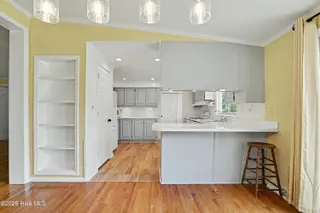 114 Royal Oak Drive, Hampstead, NC 28443 — 3-bedroom manufactured home in Cross Creek, Hampstead, NC, photo 17 of 51