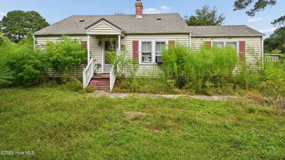 410 Antioch Road, New Bern, NC 28560 — 4-bedroom home, New Bern, NC, photo 1 of 43: 410 Antioch Road-1