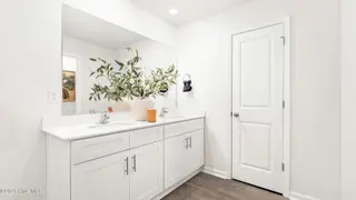 2124 Montalvan Drive, Greenville, NC 27834 – photo 14: DSC_9681