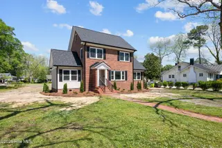 1514 Rhem Avenue, New Bern, NC 28560 – photo 2: 45-web-or-mls-DSC_0151