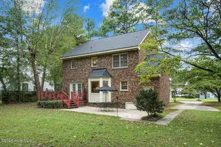 2108 Burnside Drive NW, Wilson, NC 27896 — 3-bedroom home in Woodridge, Wilson, NC, photo 13 of 42: 13-2108 Burnside Dr NW-13