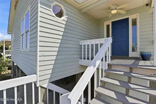 315 Brunswick Avenue W, Holden Beach, NC 28462 – photo 3: 5_315_brunswick_ave_w_005