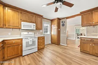 309 Forest Drive, La Grange, NC 28551 – photo 21: 27-web-or-mls-IMG_4665