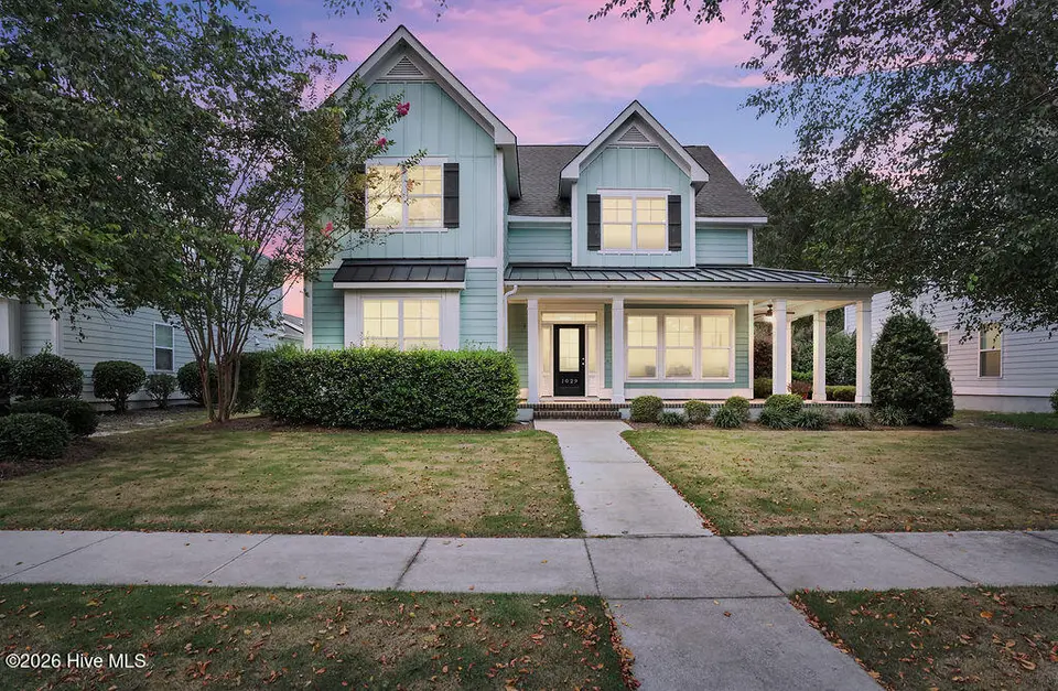 1029 Anchors Bend Way, Wilmington, NC 28411 — 5-bedroom home in Anchors Bend, Wilmington, NC, photo 1 of 50: 1029AnchorsBendWay-VTwilight