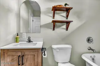 129 Glendale Drive, Wilmington, NC 28401 — 2-bedroom home in Wrightsboro, Wilmington, NC, photo 19 of 56