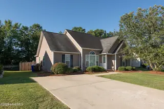 1200 Penncross Drive, Greenville, NC 27834 – photo 3: 1200_Penncross-5