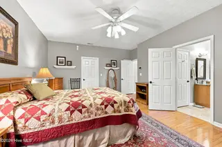 117 Woodridge Drive, Morehead City, NC 28557 – photo 18: 41-web-or-mls-117 Woodridge 072 (1)