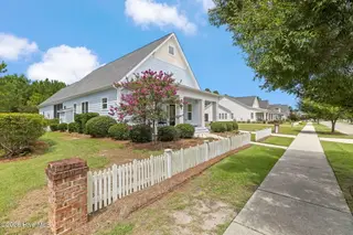 2021 Simmerman Way, Leland, NC 28451 — 3-bedroom home in Brunswick Forest, Leland, NC, photo 4 of 61: 3-web-or-mls-GI - 2021 Simmermam Way - L