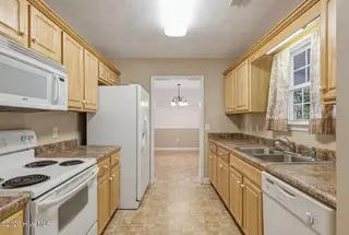 1481 E Boiling Spring Road, Southport, NC 28461 – photo 15: 24-web-or-mls-Cammediallc.com (30 of 44)