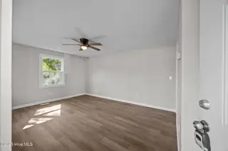 117 Beaufort Drive, Havelock, NC 28532 – photo 11: 5-web-or-mls-0C0A2806
