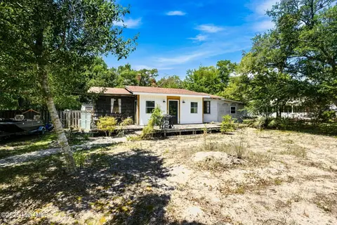 139 NE 17th St, Oak Island