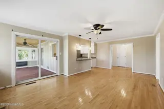220 Club Point Drive, Cape Carteret, NC 28584 – photo 11: 28-web-or-mls-IMG_6873_edit