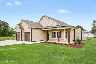 105 Burnello Court, Princeton, NC 27569 – photo 3: 002_jam00426_854