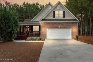 533 Moss Pink Drive, Vass, NC 28394 – photo 2: 01-DSC01374_1