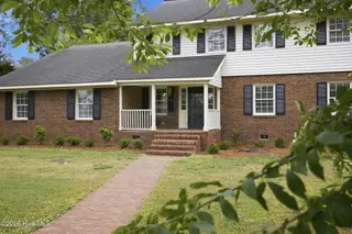 1910 York Street, Kinston, NC 28504 – photo 14: 3-web-or-mls-bls_0009_edit