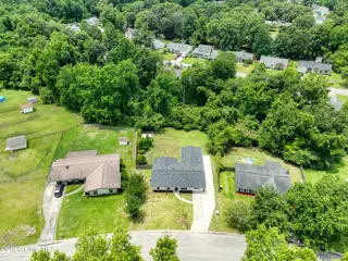 130 Tanglewood Drive, Jacksonville, NC 28540 – photo 9