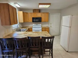 1859 N Kerr Avenue, Wilmington, NC 28405 – photo 3: Kitchen