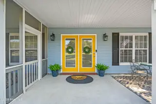 1631 Chadwick Shores Drive, Sneads Ferry, NC 28460 – photo 4