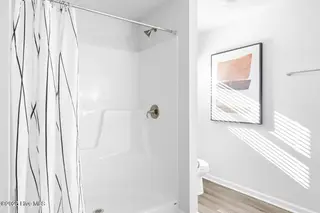 620 S Squires Run Lane, Richlands, NC 28574 – photo 23: Master Bathroom