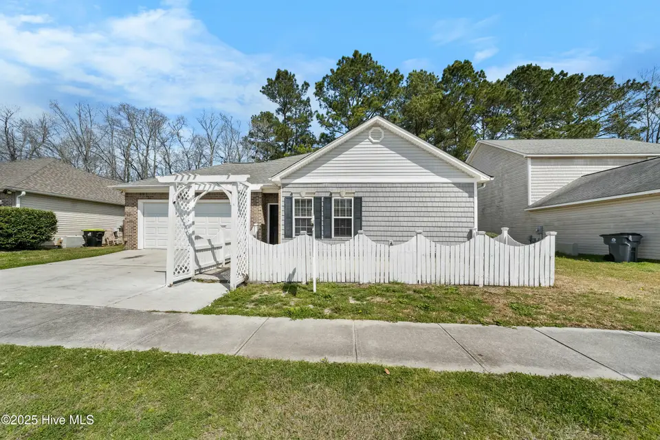 1012 Lake Norman Lane, Leland, NC 28451 – photo 1 of 48: tempImageAbRYwv