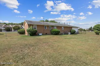 1719 Lipscomb Road E, Wilson, NC 27893 — 3-bedroom home, Wilson, NC, photo 24 of 28: 09-179 Lipscomb Rd-9