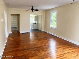 425 Henry Street, Wilmington, NC 28405 — 3-bedroom home in Ridgecrest, Wilmington, NC, photo 2 of 8