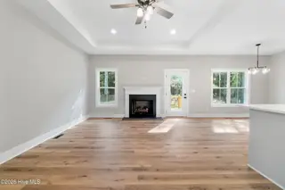 185 Shagbark Court, West End, NC 27376 – photo 8: 15_living area
