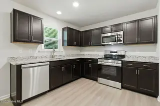 10696 Red Oak Boulevard, Nashville, NC 27856 – photo 13: 20-Brand New Stainless Steel Appliances