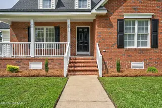 222 Woodfield Drive, Nashville, NC 27856 – photo 5: 005-222WoodfieldDrive-Nashville-NC-27856